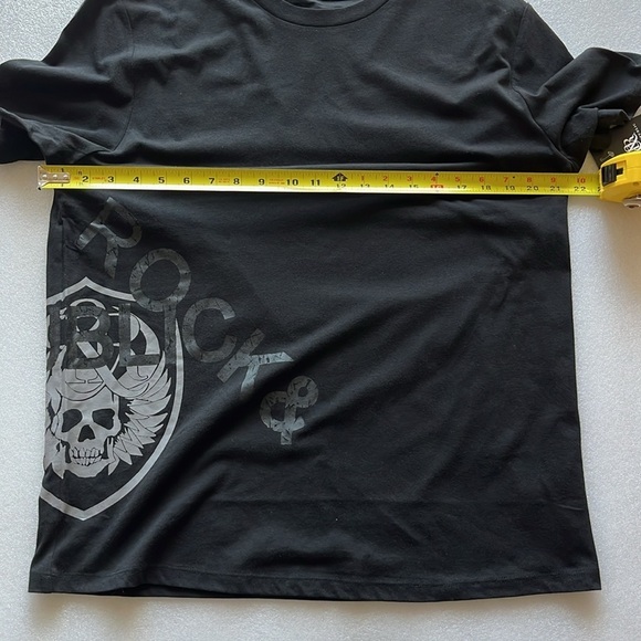 🆕 Rock & Republic Men’s Graphic Side Skull Tee Black Large - Picture 7 of 10